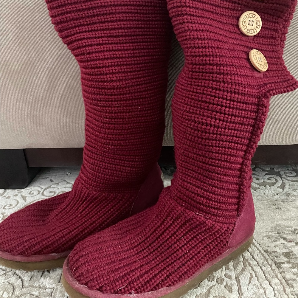 Women’s UGG boots size 10!